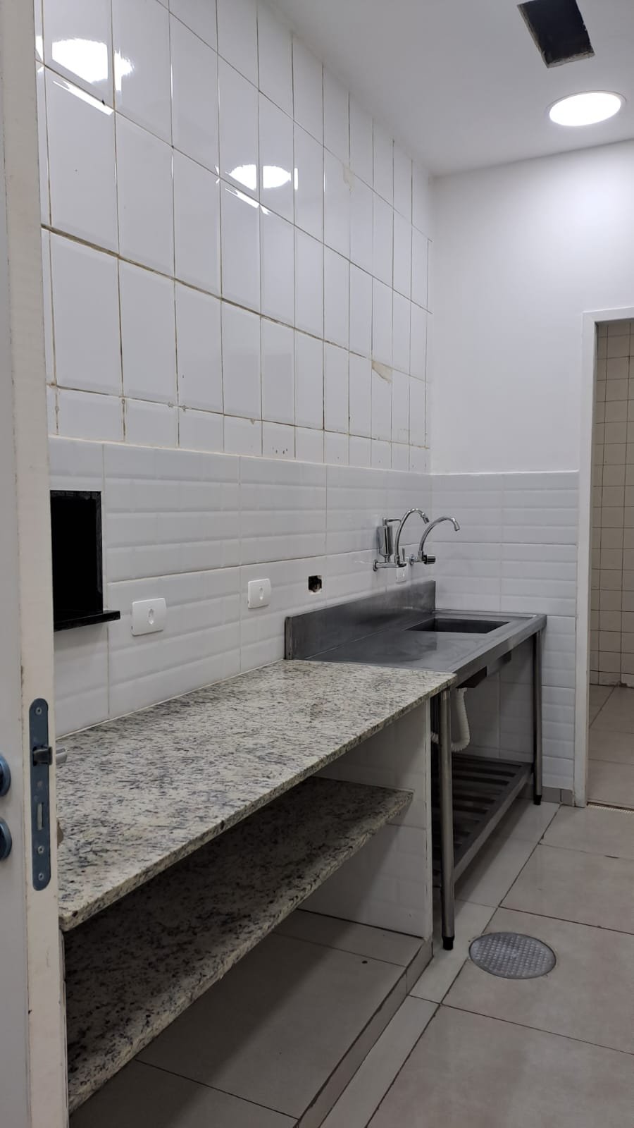 Limpeza de fachada em altura